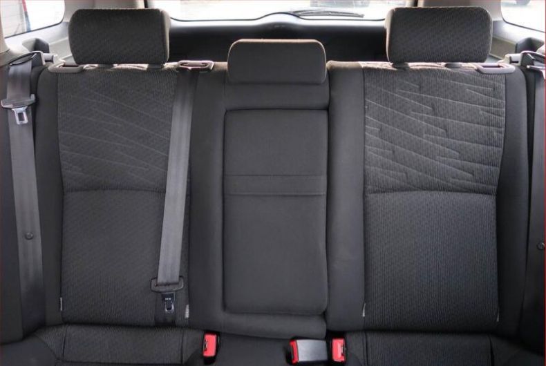 Toyota Avensis - hlavní fotka