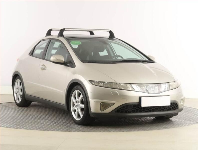 Honda Civic - hlavní foto