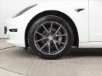 Tesla Model 3 - fotka číslo 14