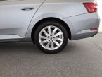 Škoda Superb - fotka číslo 18