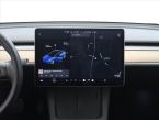 Tesla Model 3 - fotka číslo 10