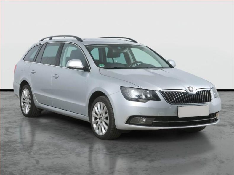 Škoda Superb - hlavní fotka inzerátu
