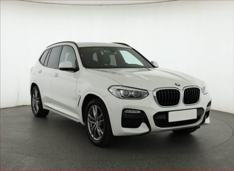 BMW X3 - hlavní foto