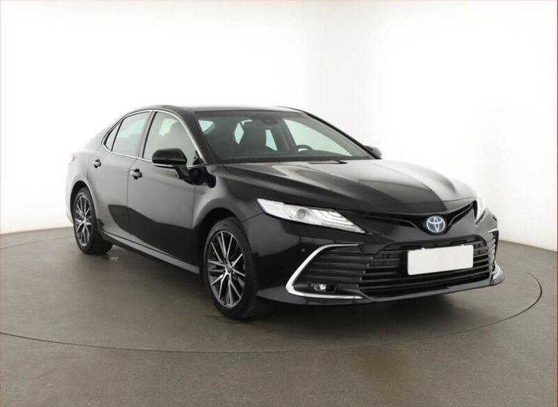 Toyota Camry - hlavní foto
