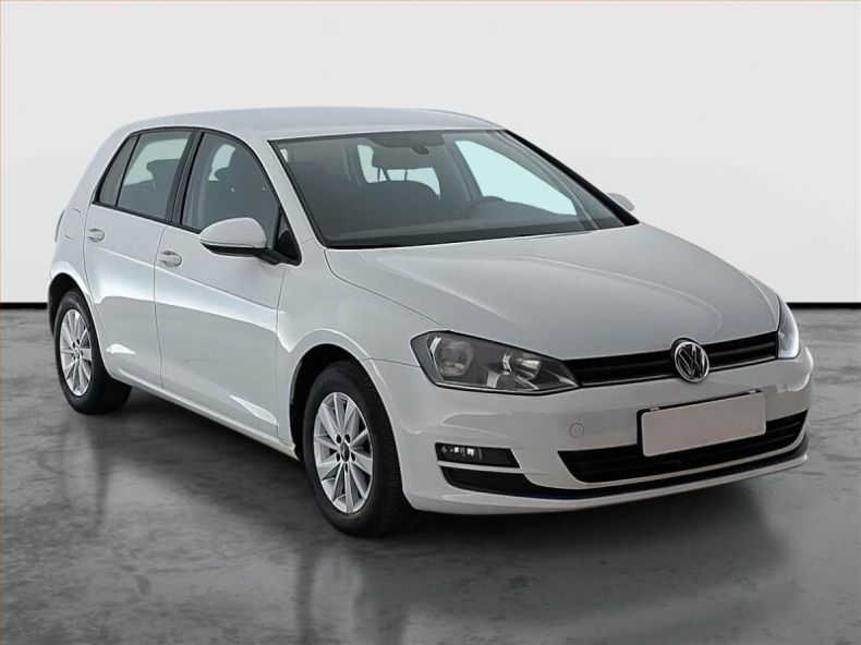 Volkswagen Golf - hlavní foto