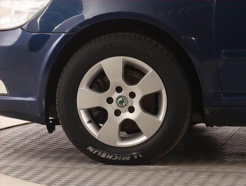 Škoda Octavia - hlavní fotka