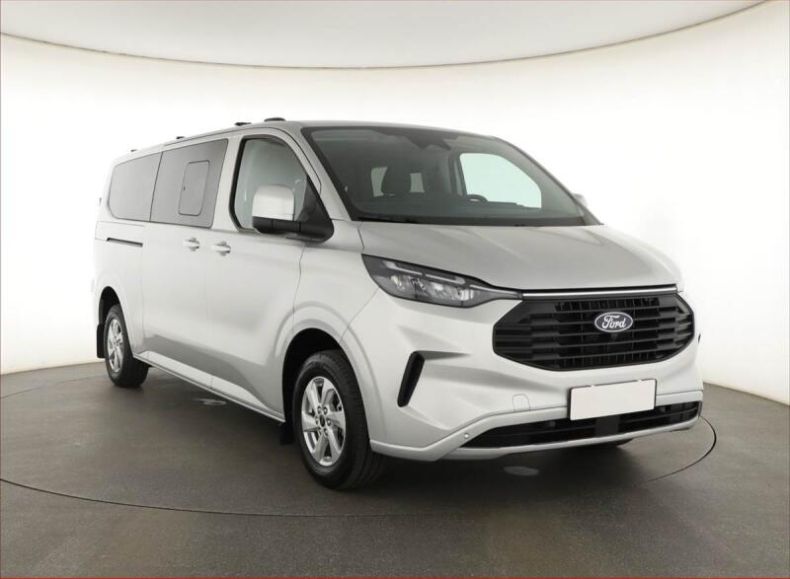 Ford Transit - hlavní foto