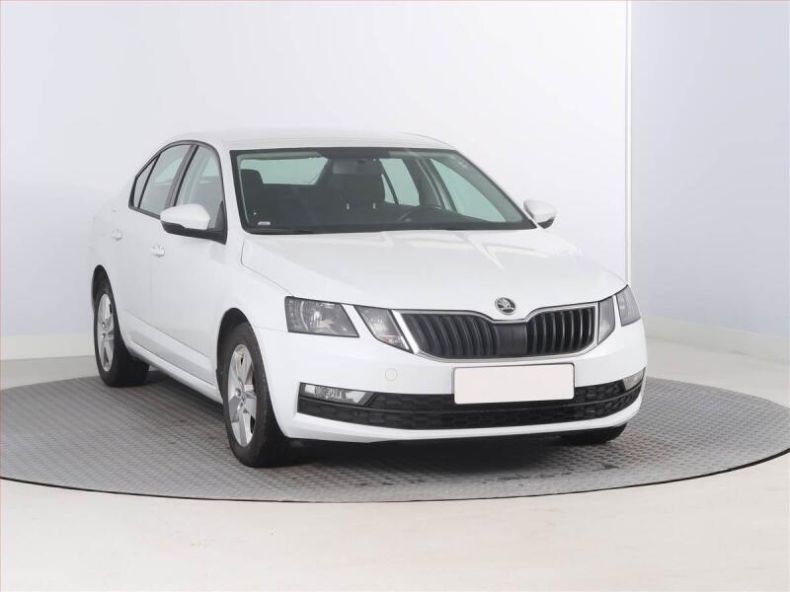Škoda Octavia - hlavní foto