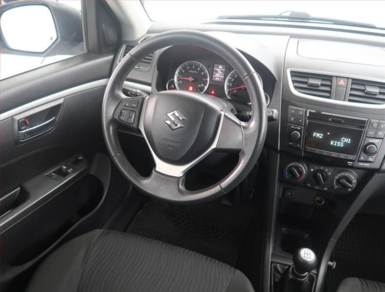 Suzuki Swift - hlavní fotka inzerátu