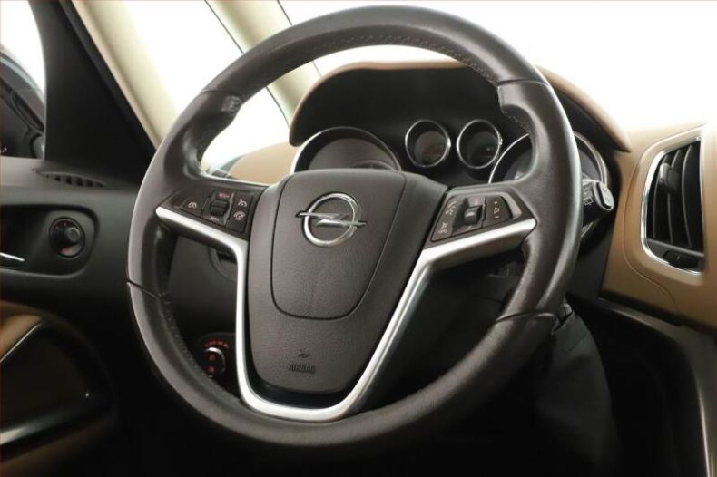 Opel Zafira - hlavní fotka