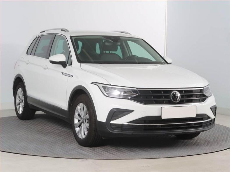 Volkswagen Tiguan - hlavní foto