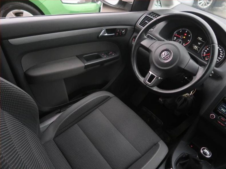 Volkswagen Touran - hlavní fotka inzerátu