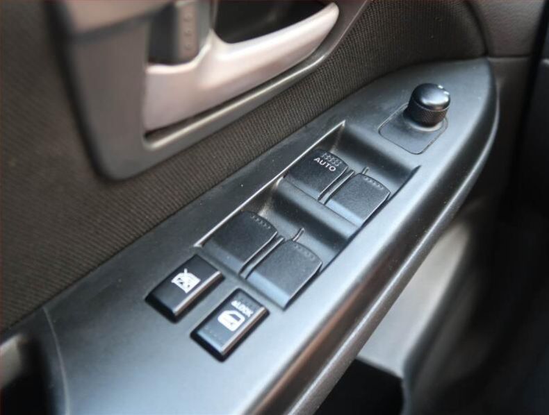 Suzuki SX4 - hlavní fotka