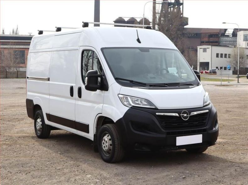 Opel Movano - hlavní foto