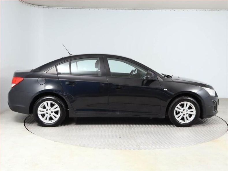 Chevrolet Cruze - hlavní fotka