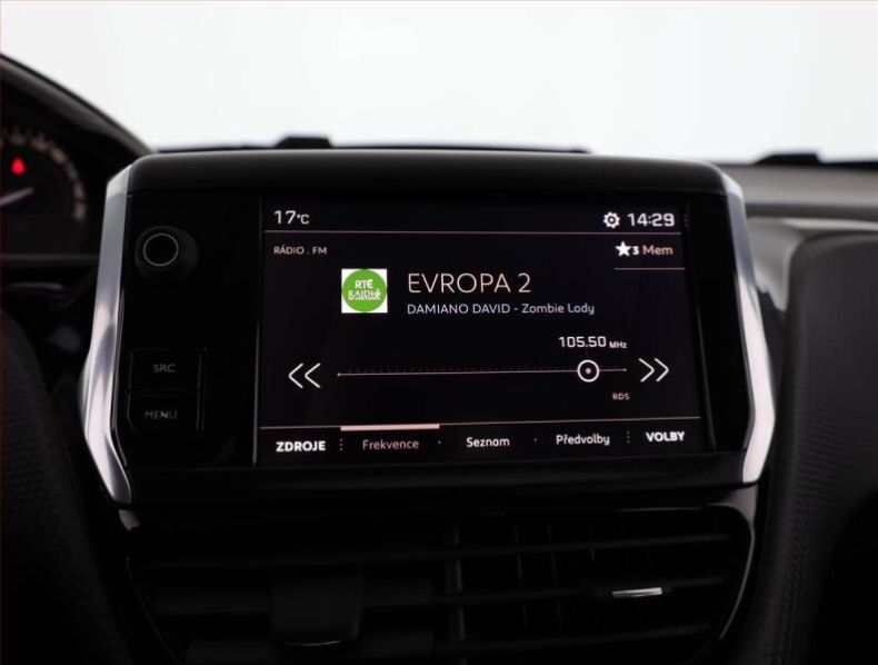 Peugeot 2008 - hlavní fotka