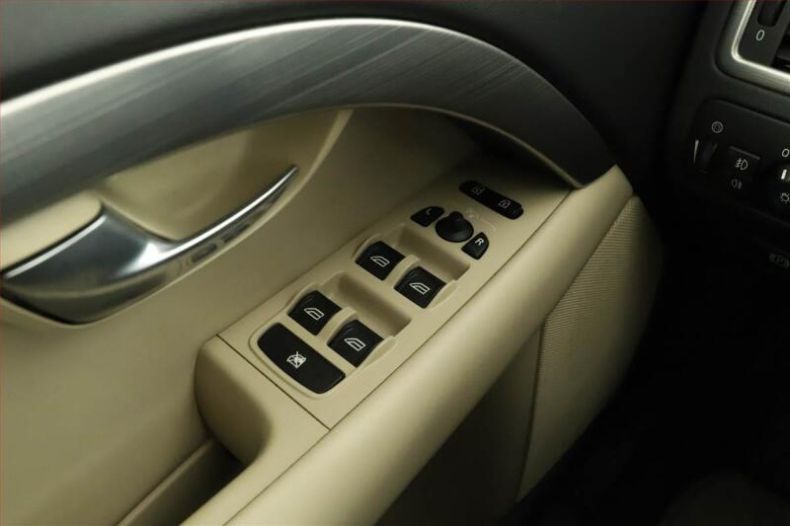 Volvo V70 - hlavní fotka