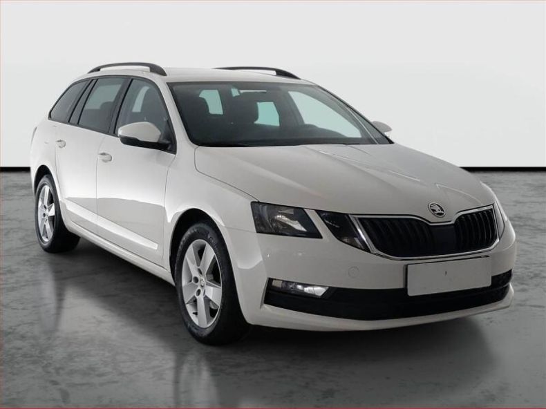 Škoda Octavia - hlavní fotka