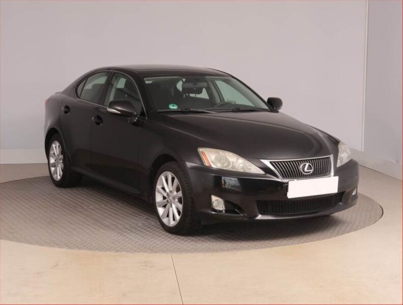 Lexus IS - hlavní foto