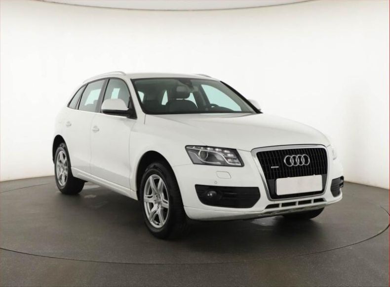 Audi Q5 - hlavní foto
