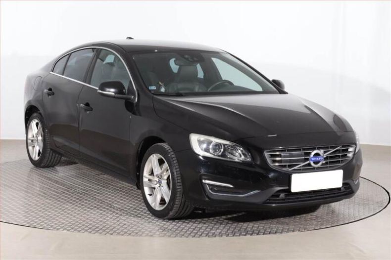 Volvo S60 - hlavní foto