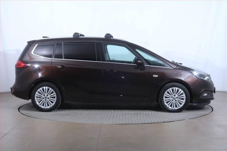 Opel Zafira - hlavní fotka