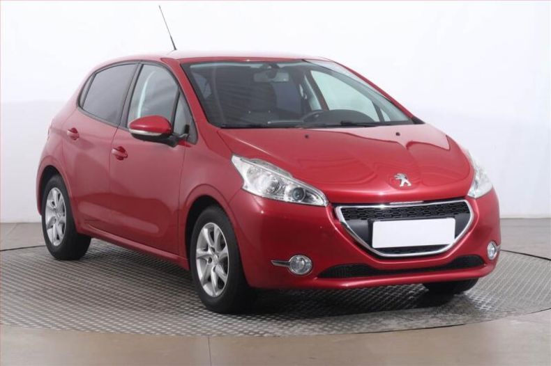 Peugeot 208 - hlavní foto