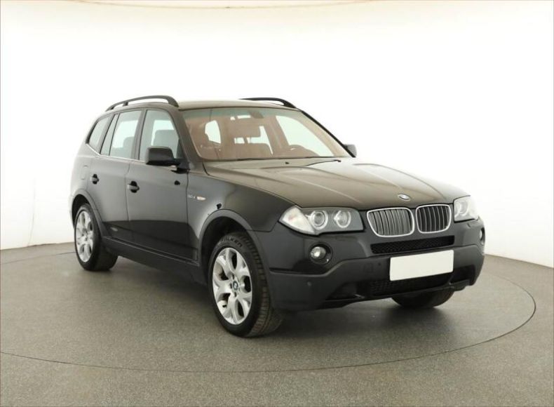 BMW X3 - hlavní foto