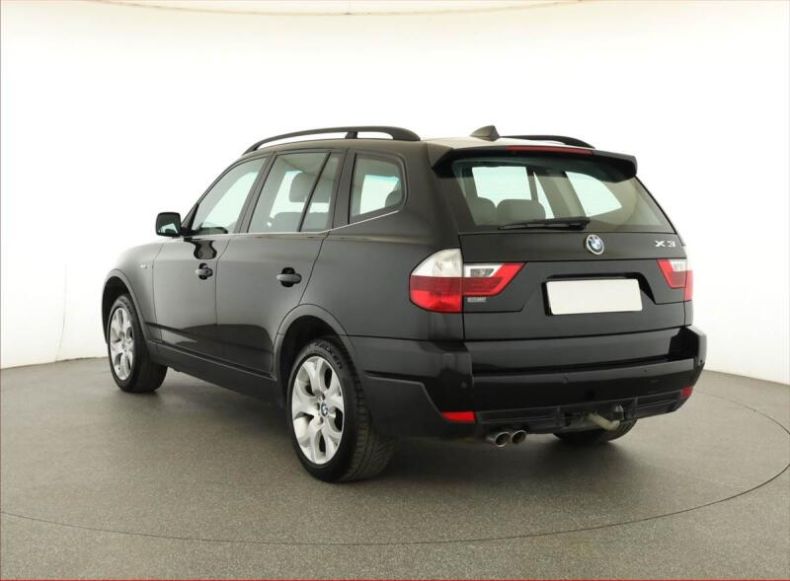 BMW X3 - hlavní fotka
