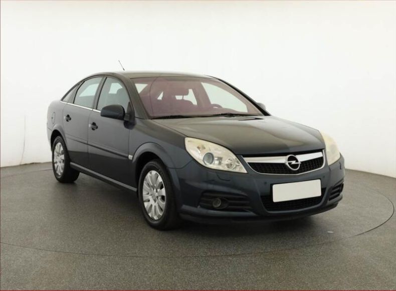 Opel Vectra - hlavní foto