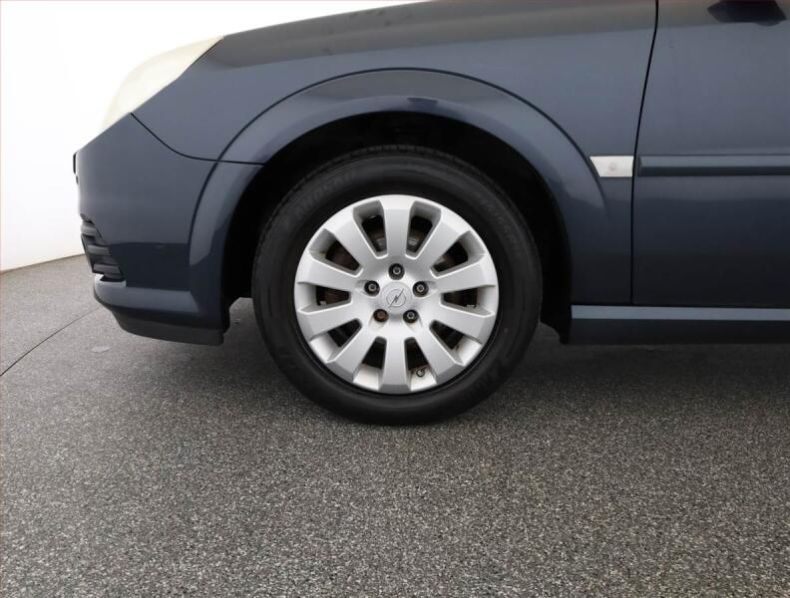Opel Vectra - hlavní fotka