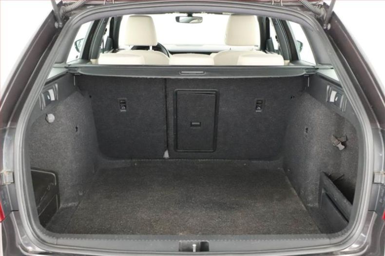 Škoda Octavia - hlavní fotka