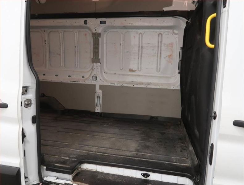 Ford Transit - hlavní fotka