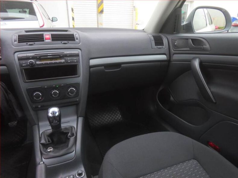 Škoda Octavia - hlavní fotka