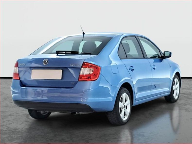 Škoda Rapid - hlavní fotka