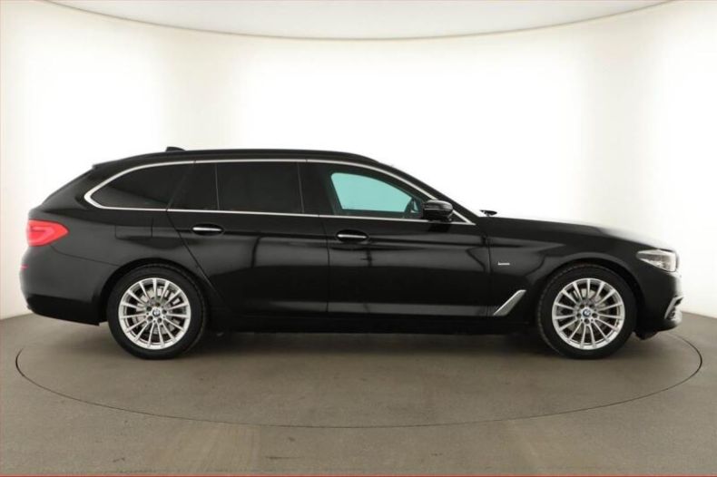 BMW Řada 5 - hlavní fotka