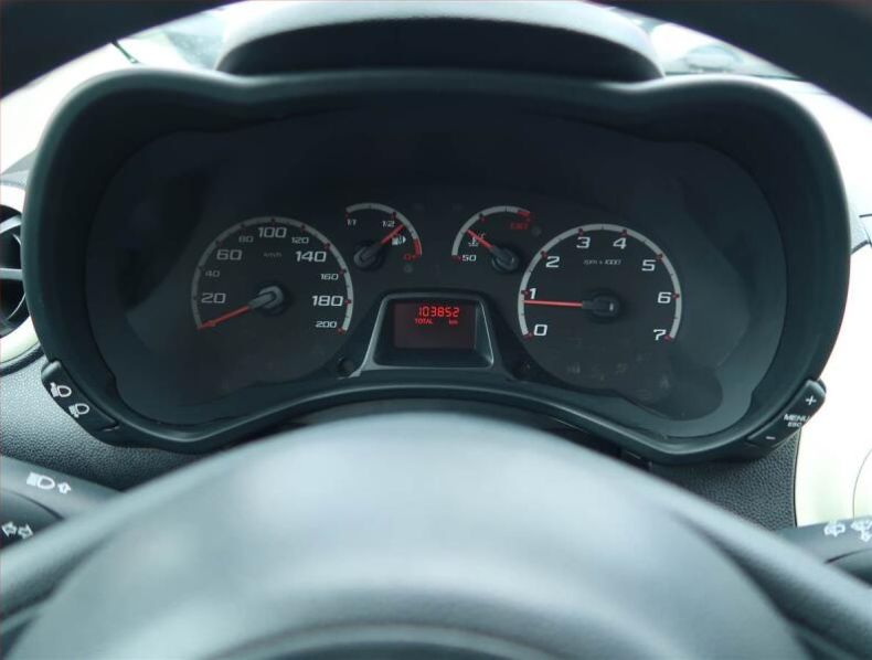 Ford Ka - hlavní fotka