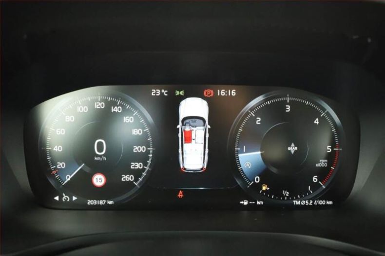 Volvo V60 - hlavní fotka