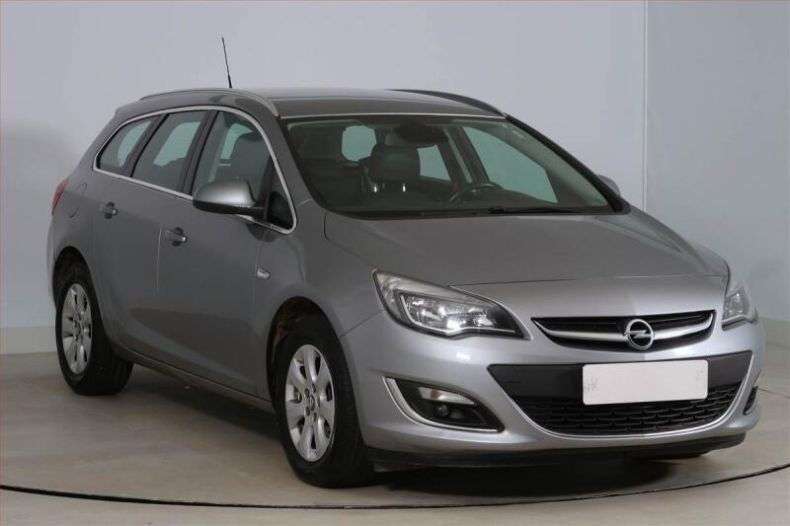 Opel Astra - hlavní foto