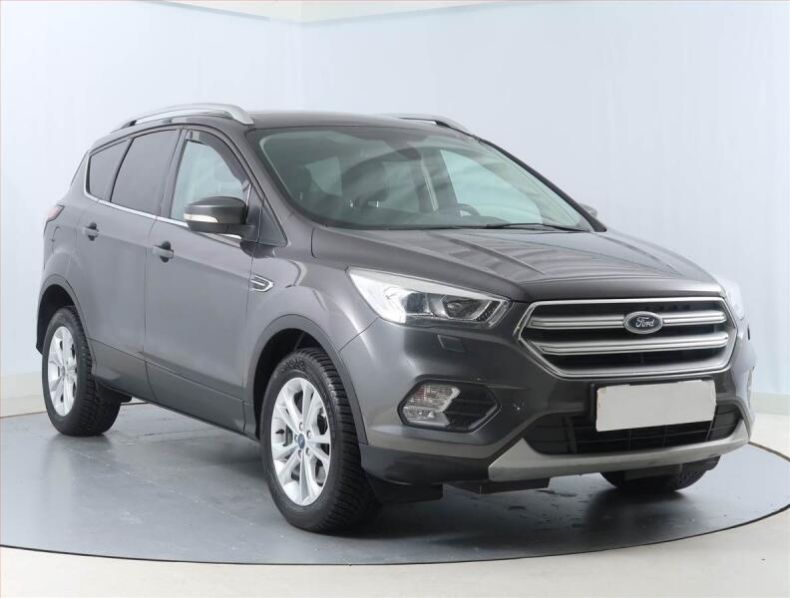 Ford Kuga - hlavní foto