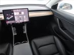 Tesla Model 3 - fotka číslo 7