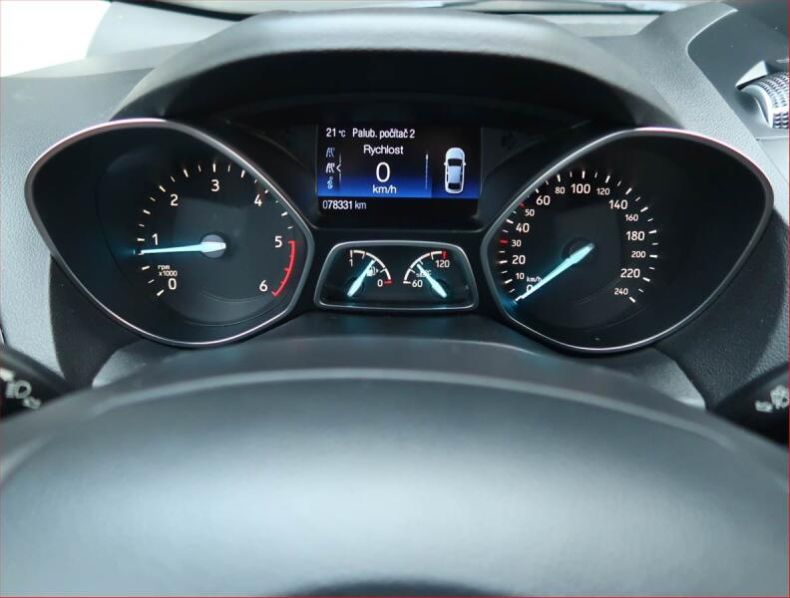 Ford Kuga - hlavní fotka