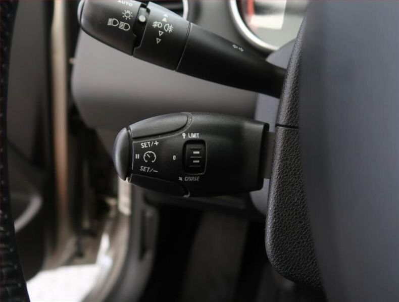Peugeot 308 - hlavní fotka