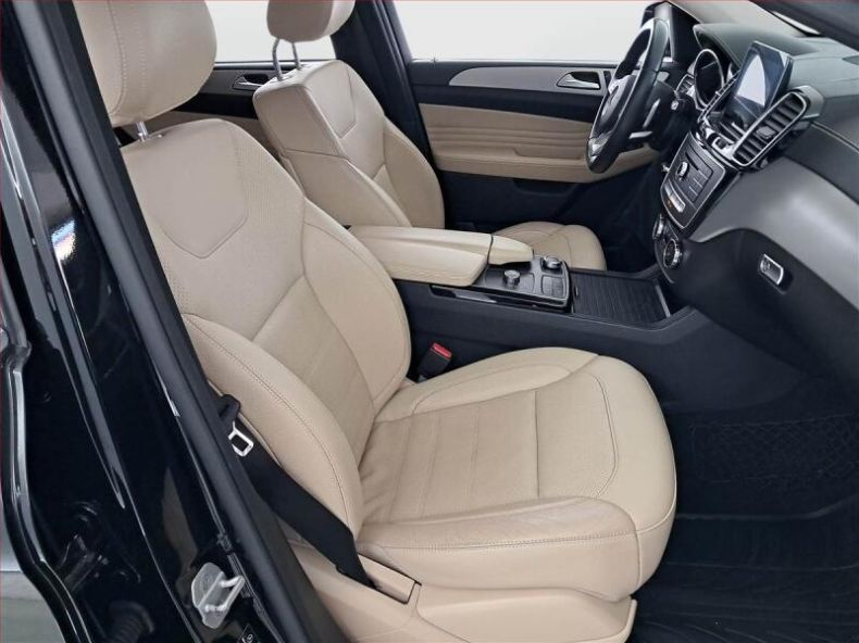 Mercedes GLE - hlavní fotka