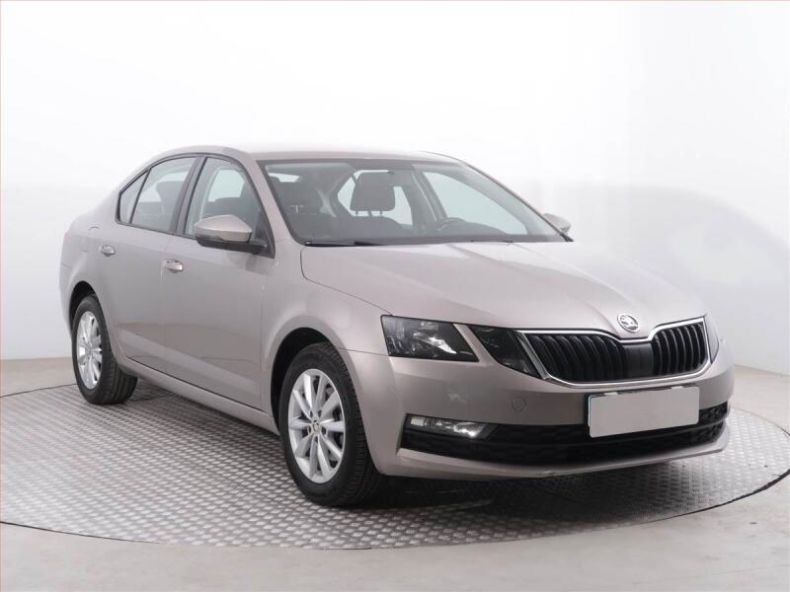 Škoda Octavia - hlavní fotka inzerátu