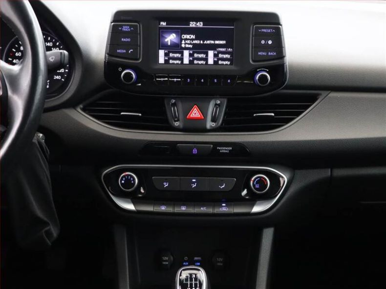 Hyundai i30 - hlavní fotka