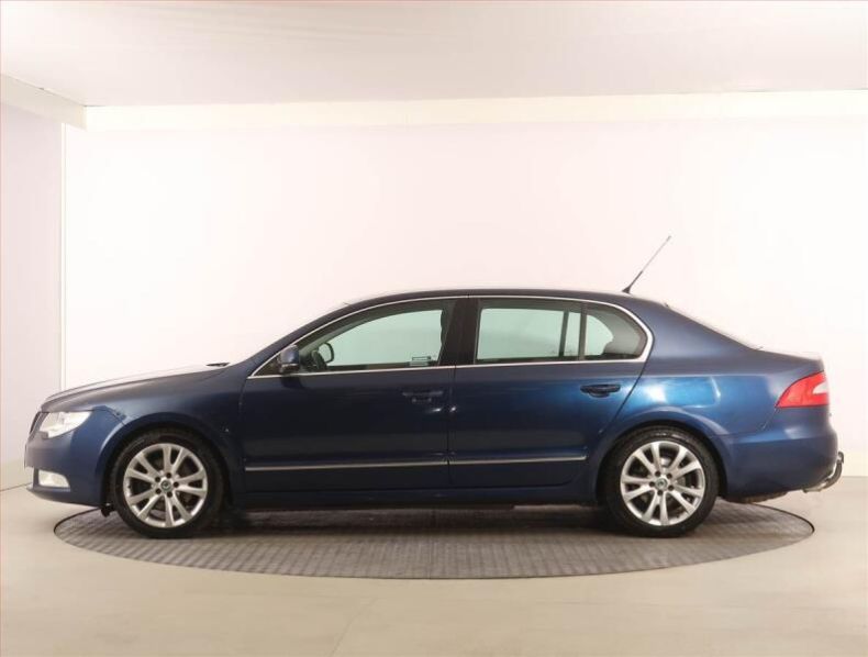 Škoda Superb - hlavní fotka