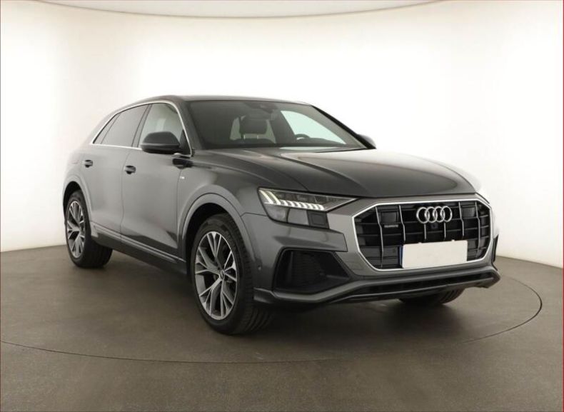 Audi Q8 - hlavní fotka
