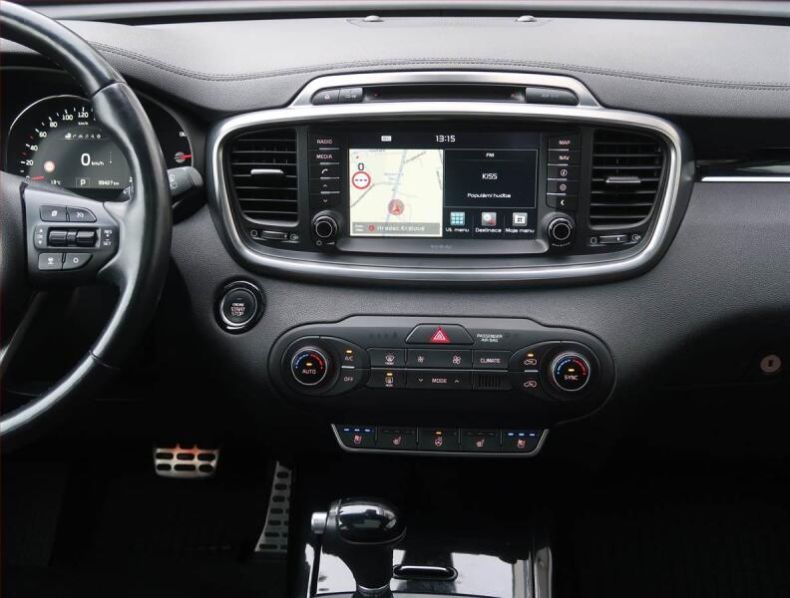 Kia Sorento - hlavní fotka