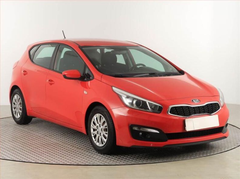 Kia Cee'd - hlavní foto